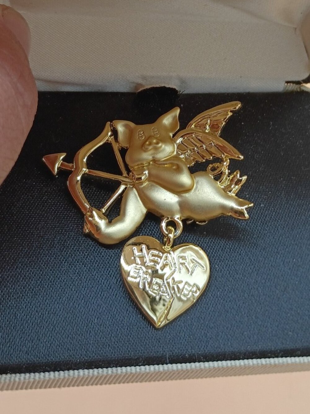 Flying Pig "Heartbreaker" Cupid Gold Tone Brooch Pin Vintage Y2K Fancy That NEW
